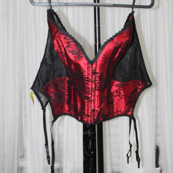 Red and Black Satin Lace Corset Bustier with Garters. Sz. 4XL - Picture 2 of 8